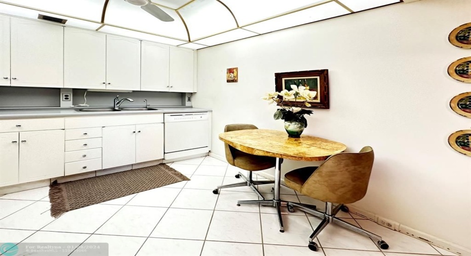 Dinette Set
