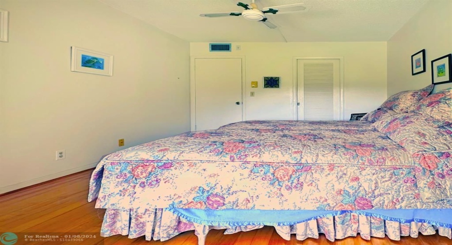 Laminate Floors
