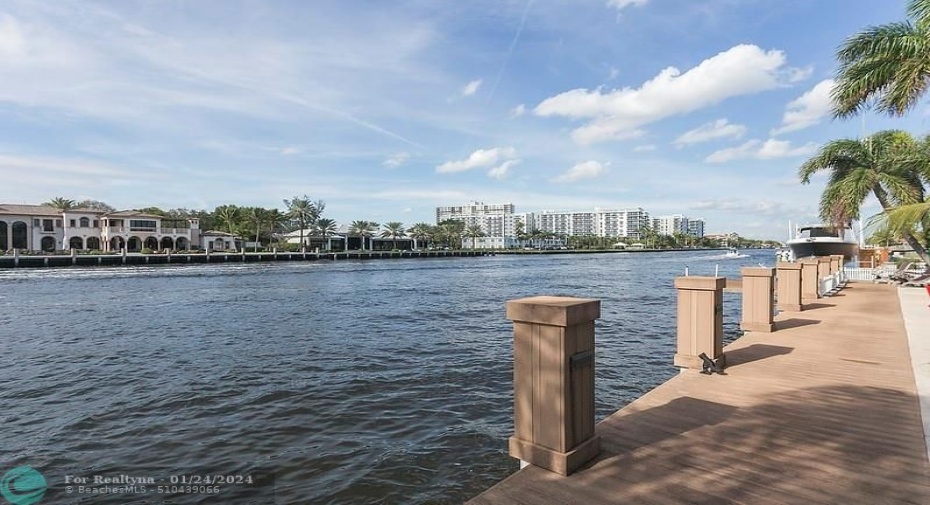 Dock