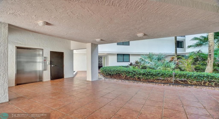 Ground floor courtyard.