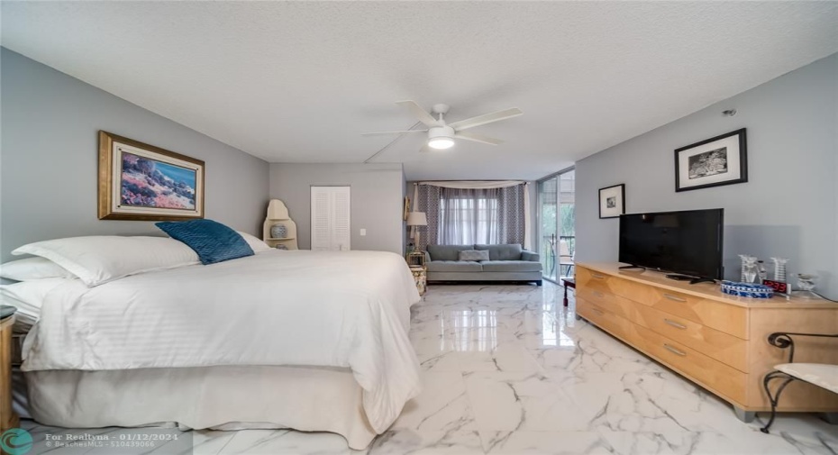 MASTER BEDROOM