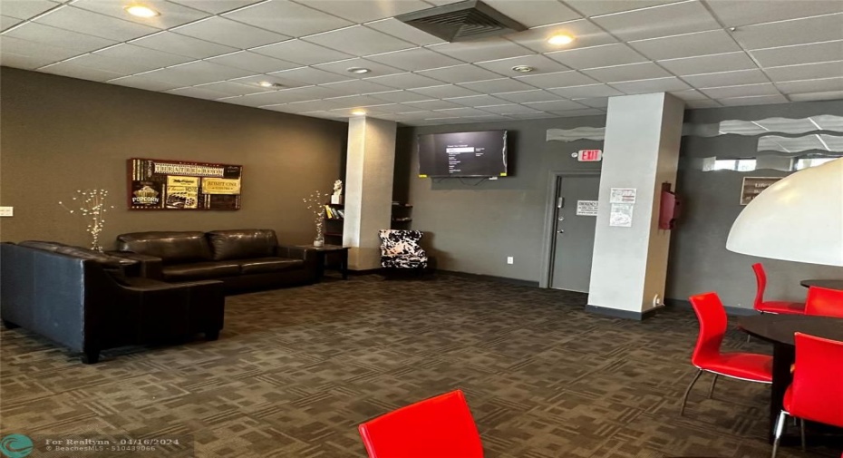 Social  Room