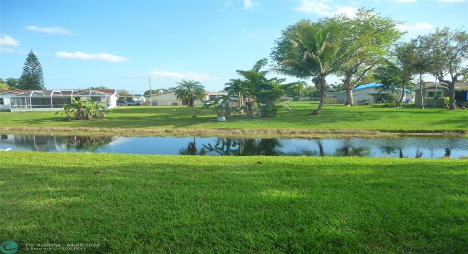 STRANAHAN RIVER VIEW