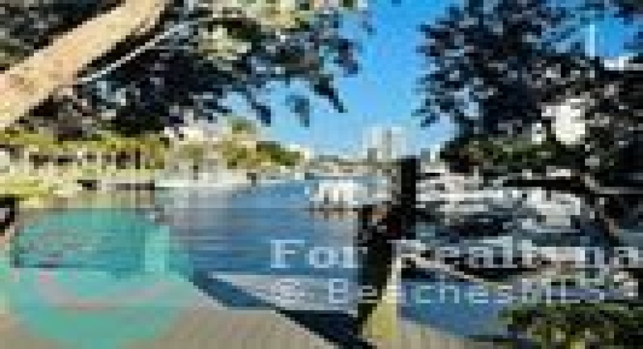 Marina deck and walkway