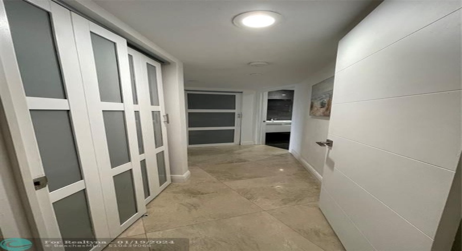 Hallway to second bedroom