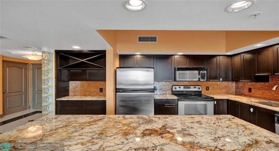 GREAT VIEW OF KITCHEN