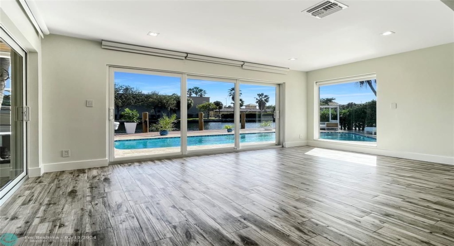 Indoor outdoor living to pool deck