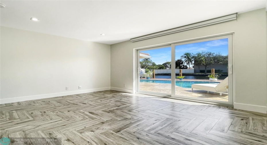 Guest bedroom overlooking the pool