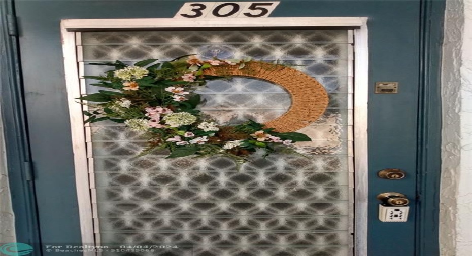 Front Door to Unit 305