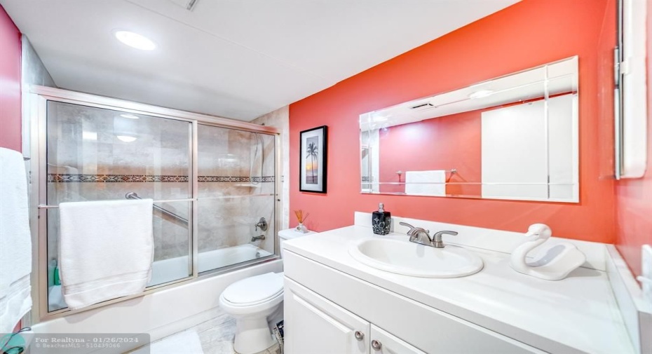 2nd Bathroom