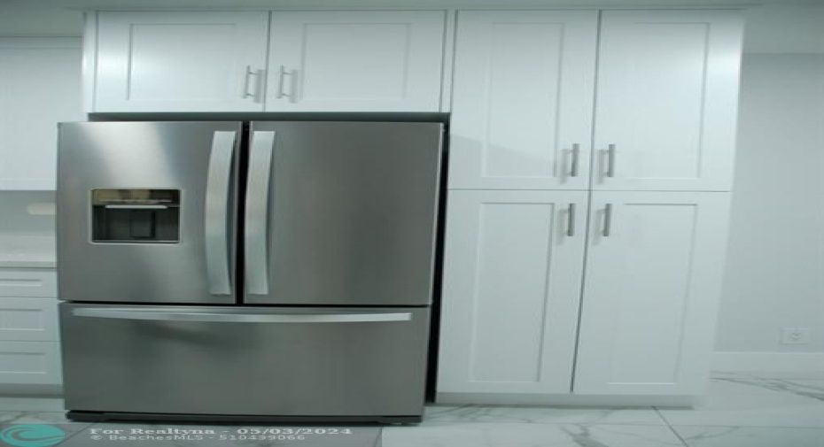 French style refrige