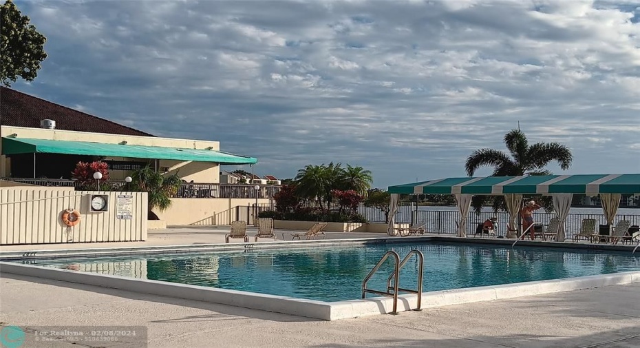 pool