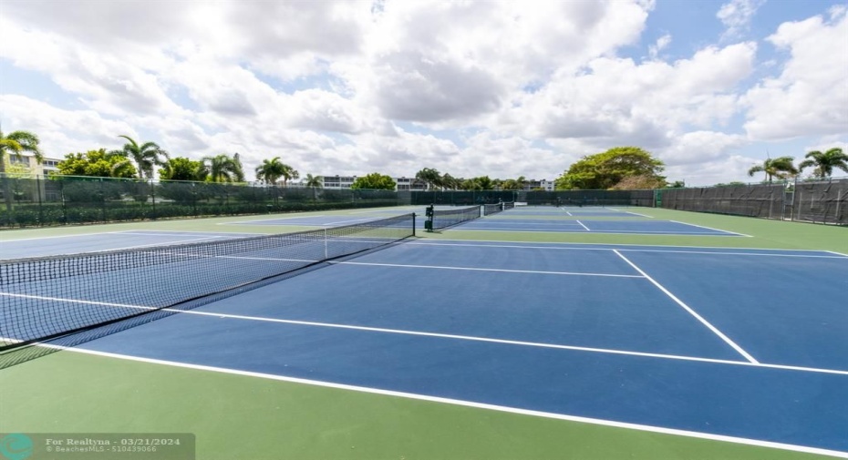 Tennis