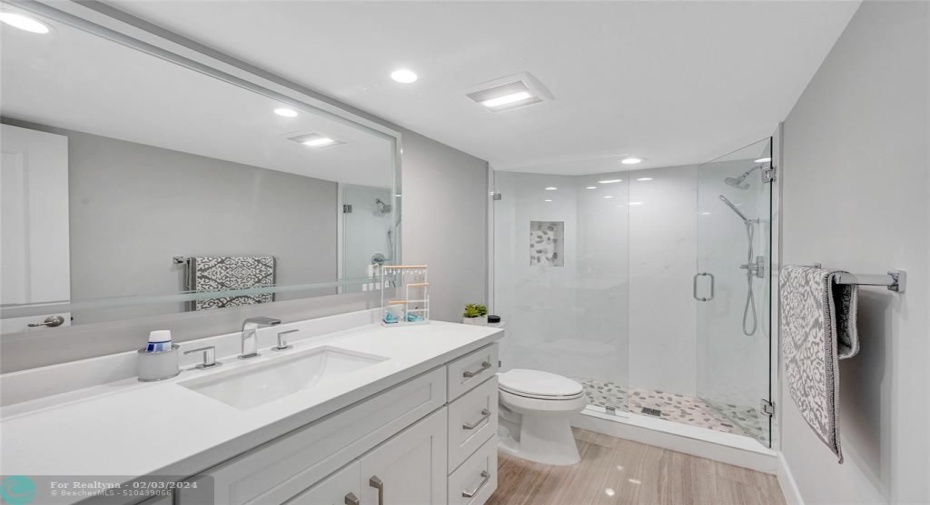 En Suite Bathroom
