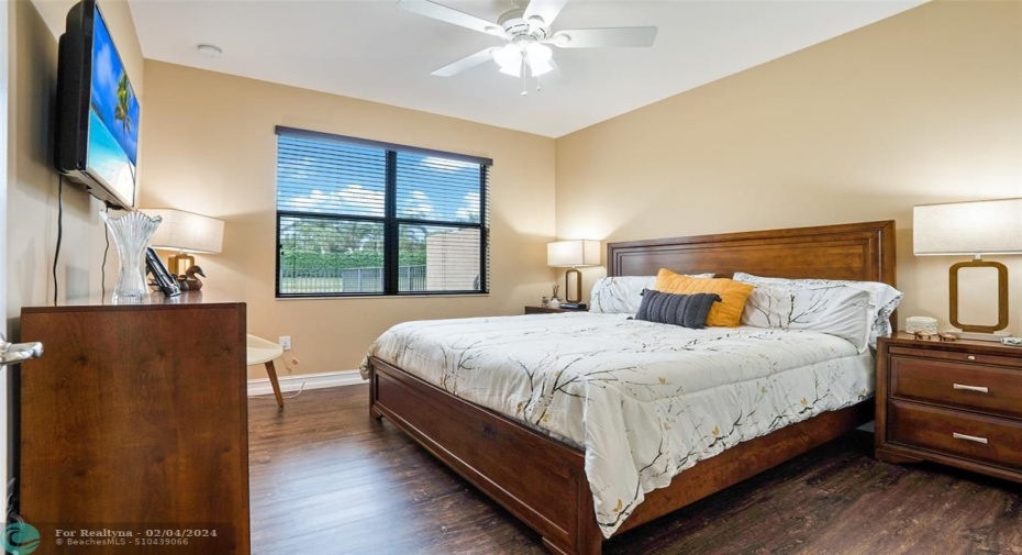 Guest bedroom first floor