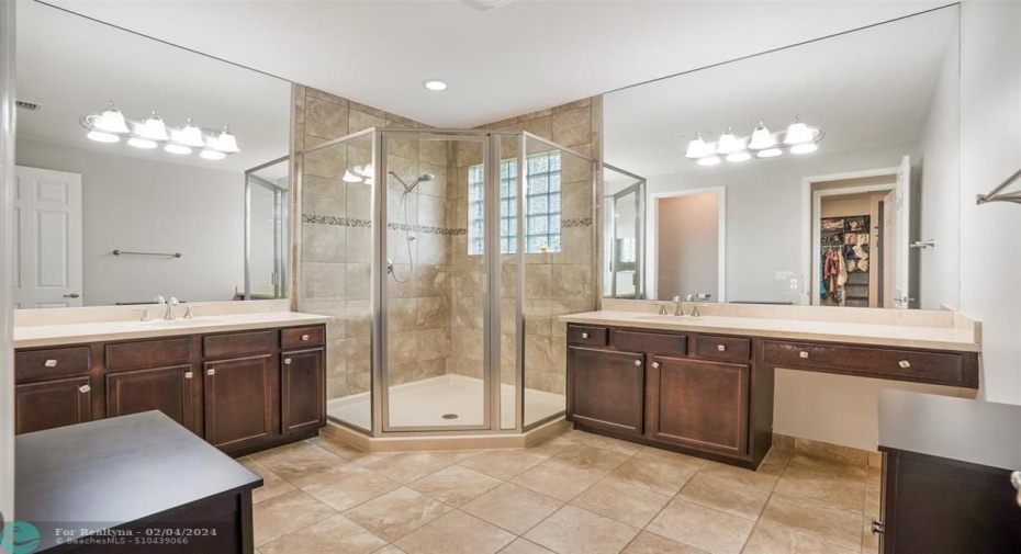 Primary bath