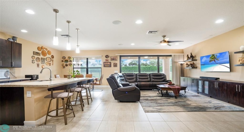 Kitchen/Great room