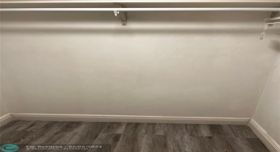 Walk in Closet
