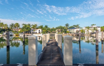 Dock