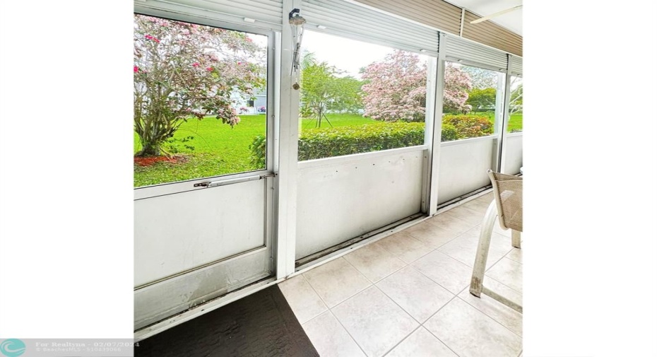 Screen Enclosed Patio w/Exit Door