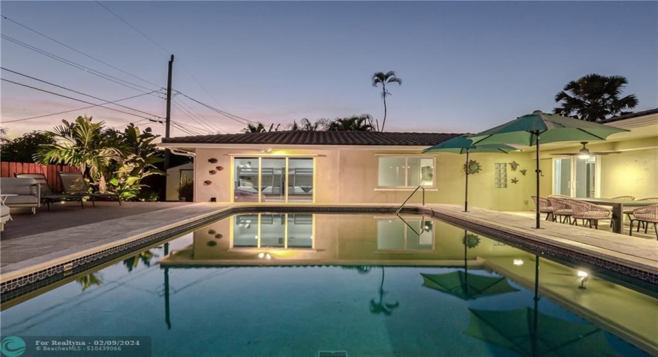 HEATED POOL