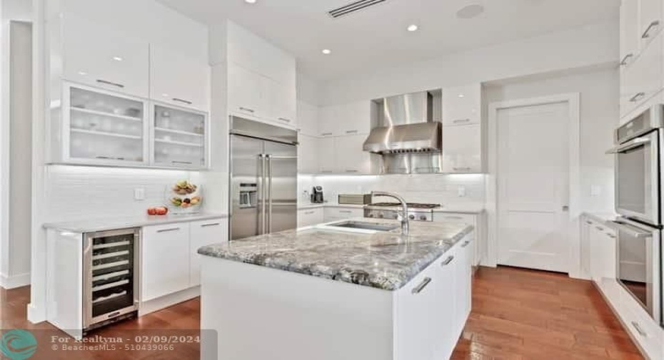 Full Chefs Kitchen