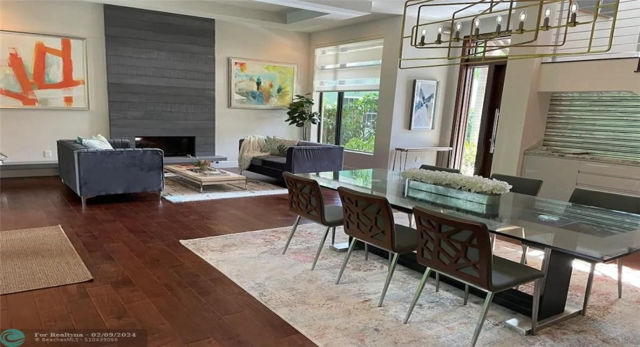 Formal Living Room/Dining Room