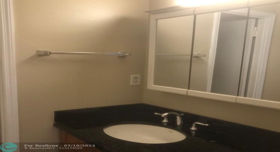 Main Vanity