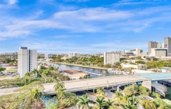 This unit has a beautiful view of the Miami River.