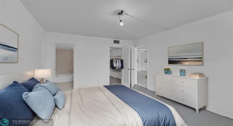 Master Bathroom is large and spacious - Virtually staged master bedroom