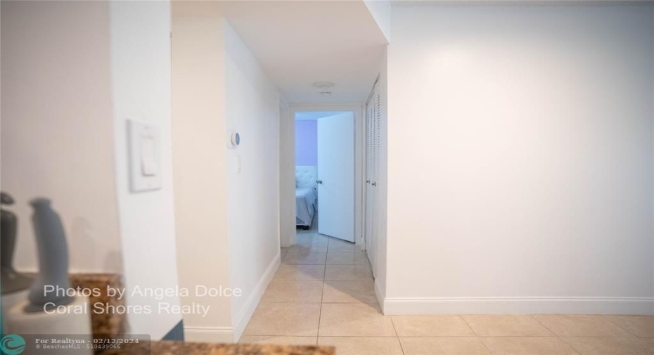 Hallway to 2nd bedroom