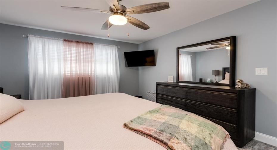 WELL FURNISHED