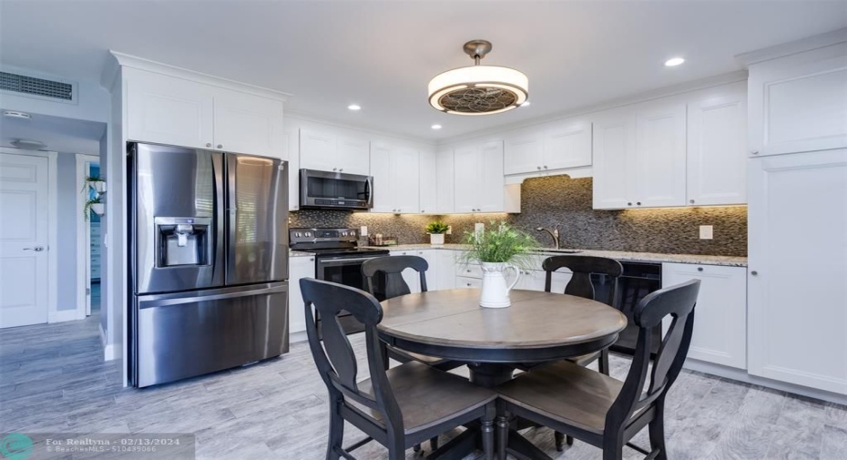 NEW KITCHEN REMODELED IN 2019