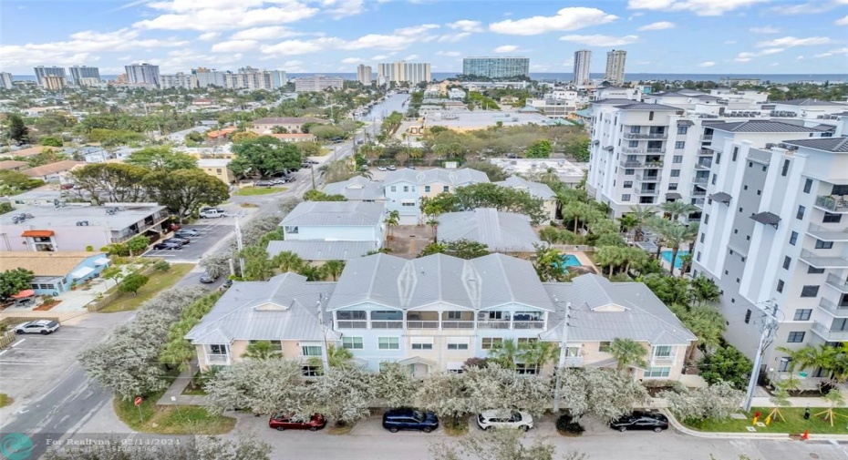 Fantastic east Pompano Beach location.
