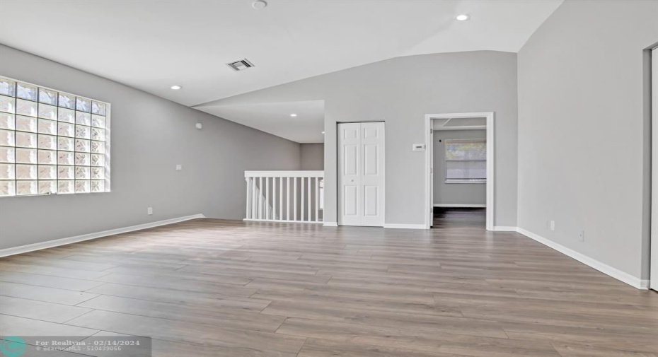 Upstairs Loft/Landing