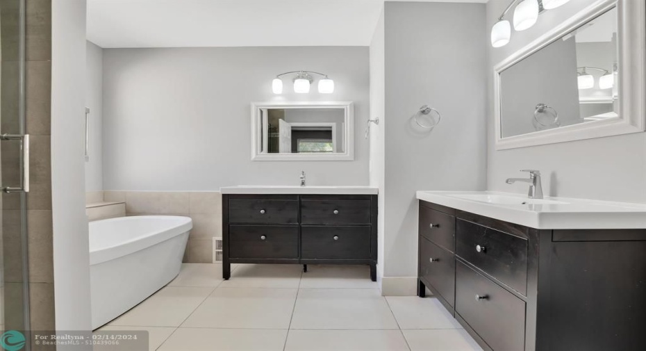 Master Bath