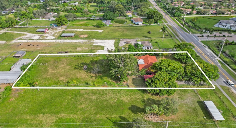 2.5 Acres, 2 Folio numbers & lots of upside
