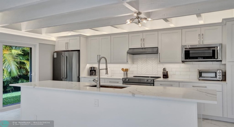 Kitchen with Custom lighting