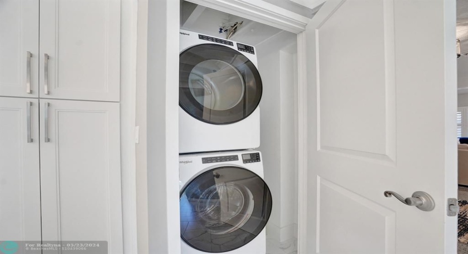 Washer & Dryer Set #1