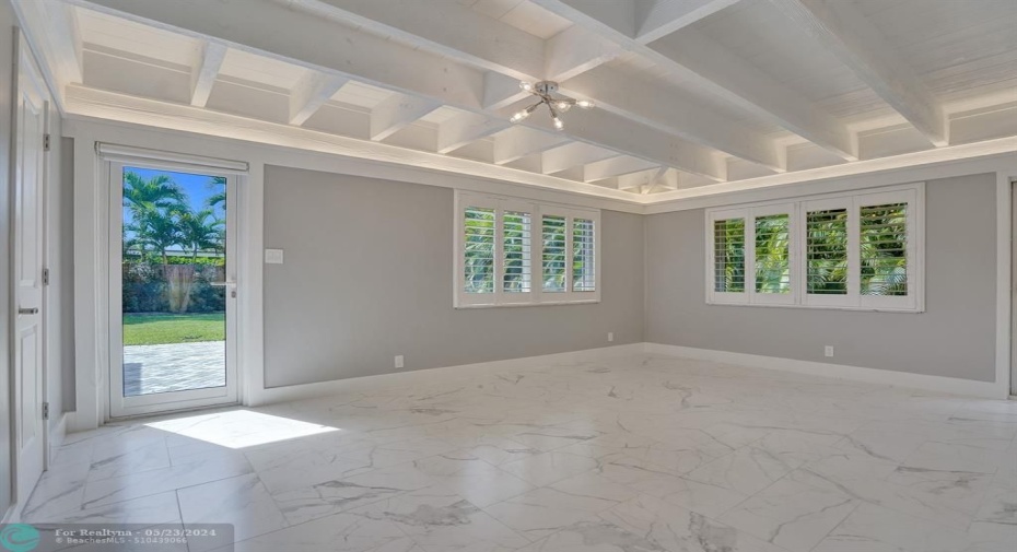 Bonus area in Kitchen can be Breakfast area or Den.