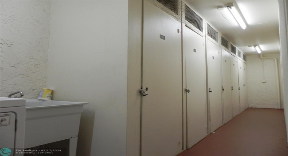 STORAGE LOCKER