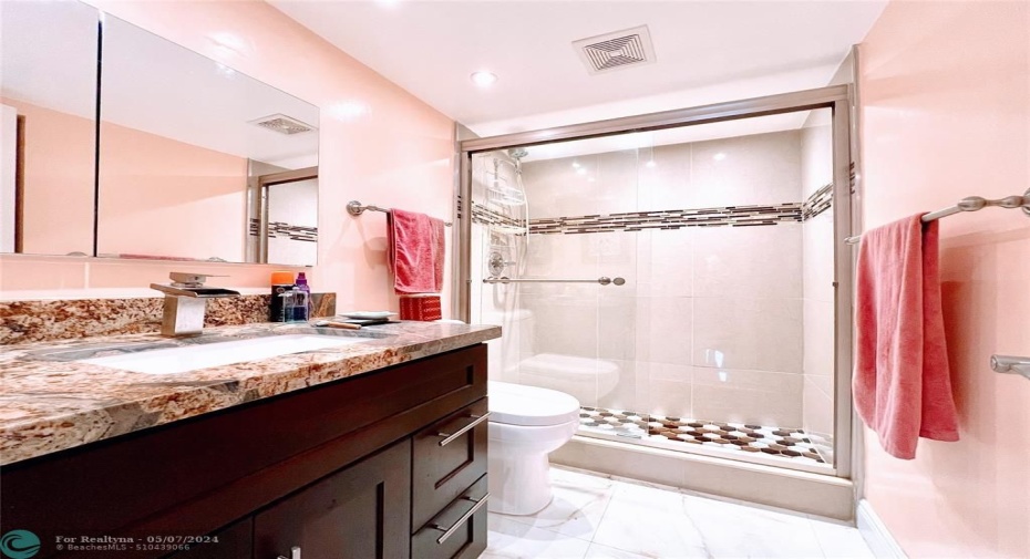 Primary En-suite Bathroom....