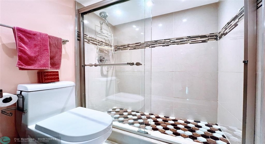 Primary En-suite Bathroom....