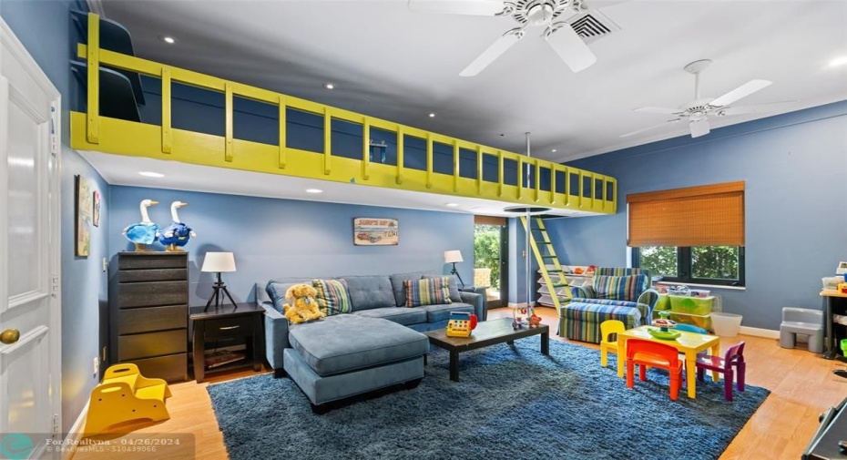 Bedrooms|Baths