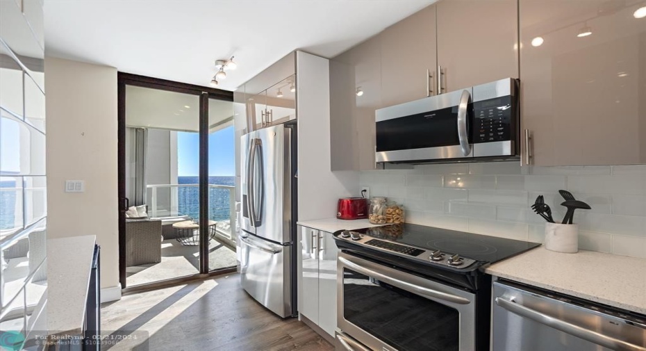 COMPLETELY REMODELED 2 BEDROOM/2 BATHROOM UNIT! INCREDIBLE VIEWS OVERLOOKING THE BEACH AND THE POOL. OCEANFRONT CONDO DIRECTLY ON THE SAND! MODERN KITCHEN FEATURES STAINLESS STEEL APPLIANCES AND QUARTZ COUNTERTOPS. BEAUTIFUL FLOORING THROUGHOUT THE UNIT. HIGH IMPACT WINDOWS AND SLIDERS. SPACIOUS MASTER BEDROOM WITH WALK-IN CLOSET, PLENTY OF CLOSET SPACE. 1 ASSIGNED GARAGE PARKING SPACE COMES WITH THE UNIT, PLENTY OF GUEST PARKING AVAILABLE. WALKING DUSTANCE TO THE NEW POMPANO BEACH PIER AND ATTRACTIONS!!