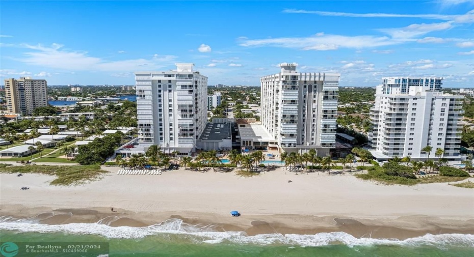 COMPLETELY REMODELED 2 BEDROOM/2 BATHROOM UNIT! INCREDIBLE VIEWS OVERLOOKING THE BEACH AND THE POOL. OCEANFRONT CONDO DIRECTLY ON THE SAND! MODERN KITCHEN FEATURES STAINLESS STEEL APPLIANCES AND QUARTZ COUNTERTOPS. BEAUTIFUL FLOORING THROUGHOUT THE UNIT. HIGH IMPACT WINDOWS AND SLIDERS. SPACIOUS MASTER BEDROOM WITH WALK-IN CLOSET, PLENTY OF CLOSET SPACE. 1 ASSIGNED GARAGE PARKING SPACE COMES WITH THE UNIT, PLENTY OF GUEST PARKING AVAILABLE. WALKING DUSTANCE TO THE NEW POMPANO BEACH PIER AND ATTRACTIONS!!
