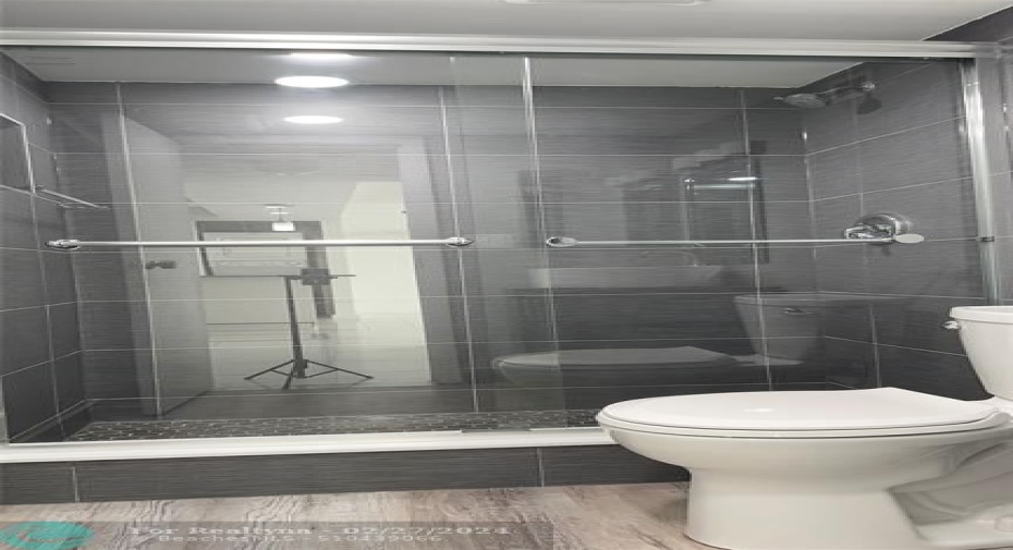 2nd Bath Shower