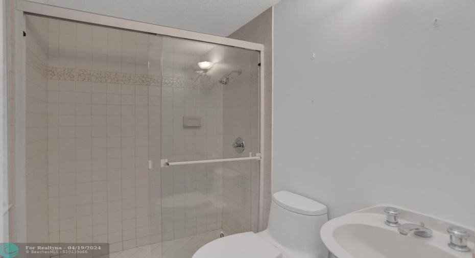 GUEST BATHROOM