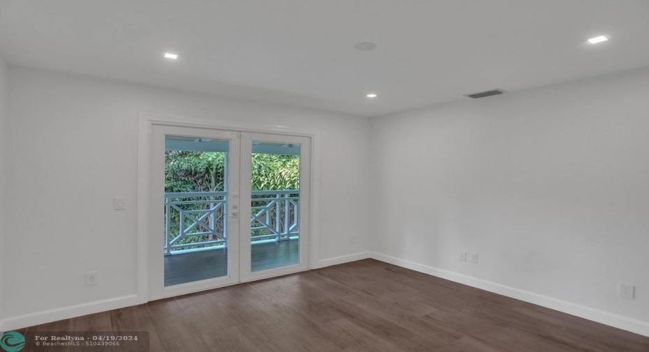 BEDROOM #2