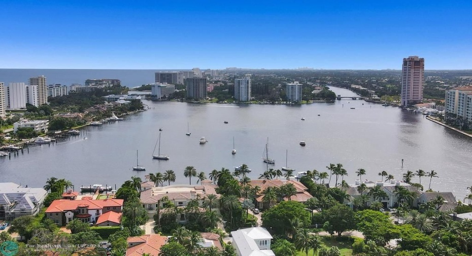 AERIAL PHOTO LAKE BOCA